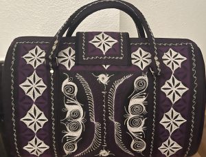 Utama Black Purple White